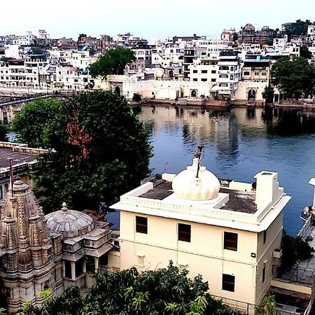 Hotel Shiv Palace Udaipur Ngoại thất bức ảnh
