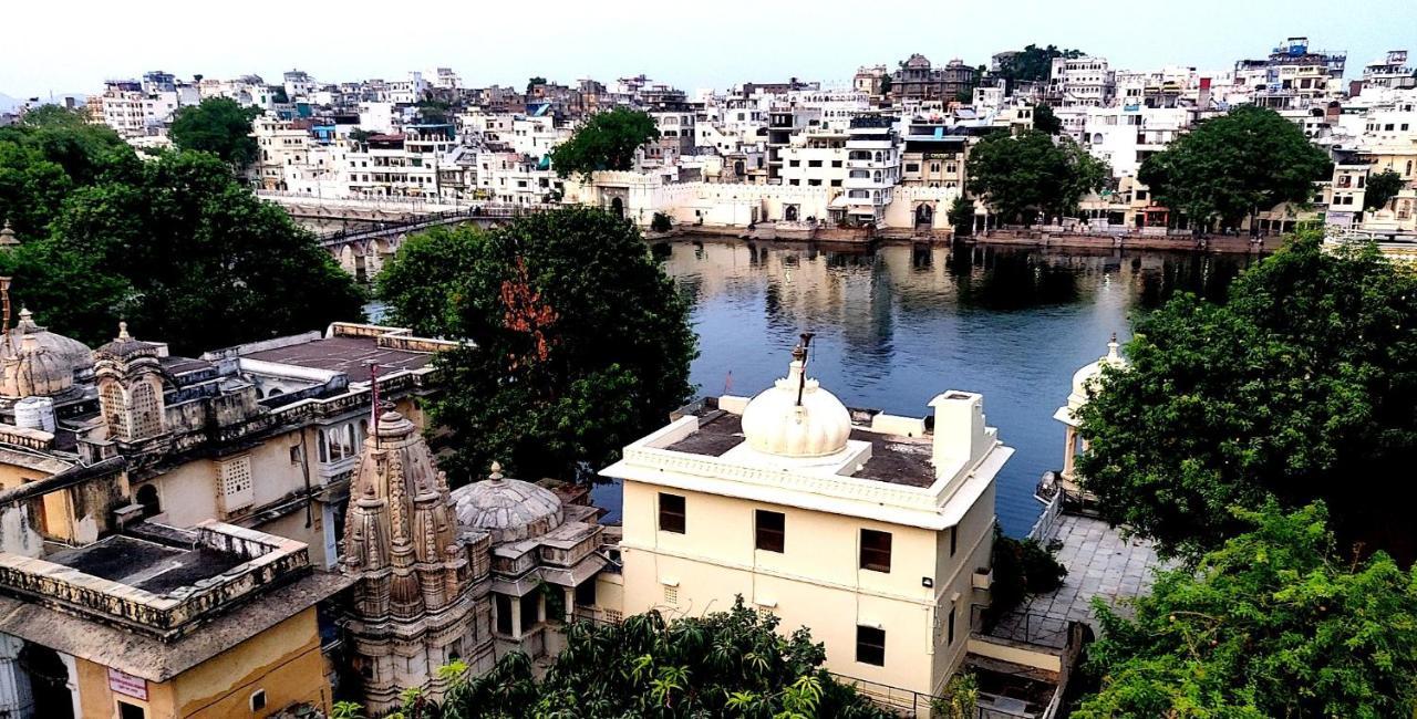 Hotel Shiv Palace Udaipur Ngoại thất bức ảnh