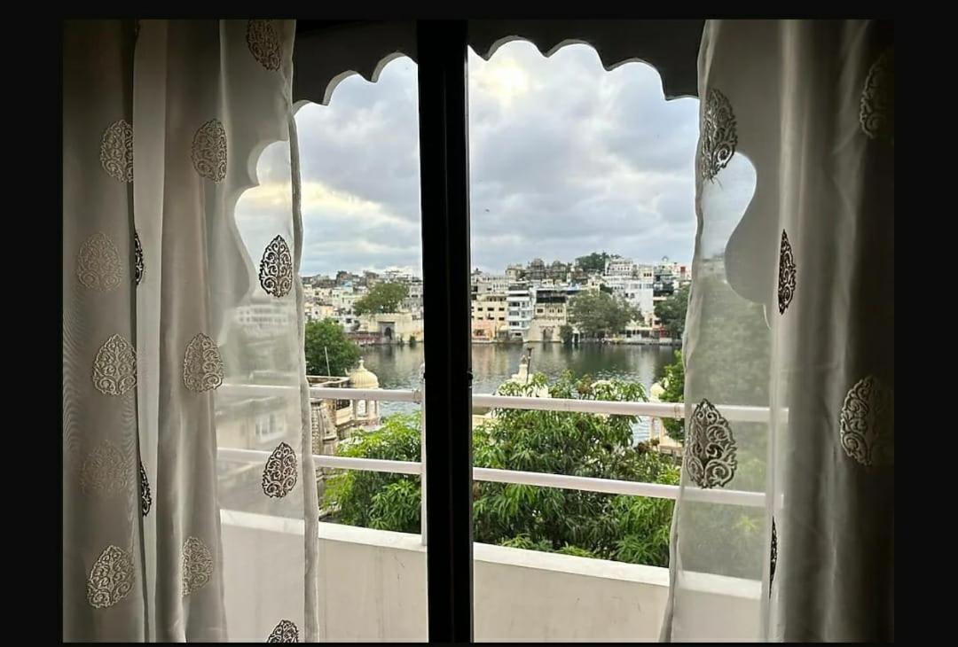 Hotel Shiv Palace Udaipur Ngoại thất bức ảnh