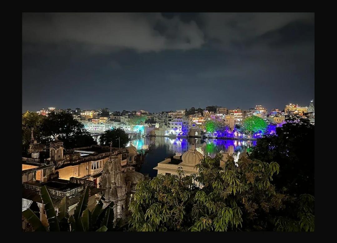 Hotel Shiv Palace Udaipur Ngoại thất bức ảnh