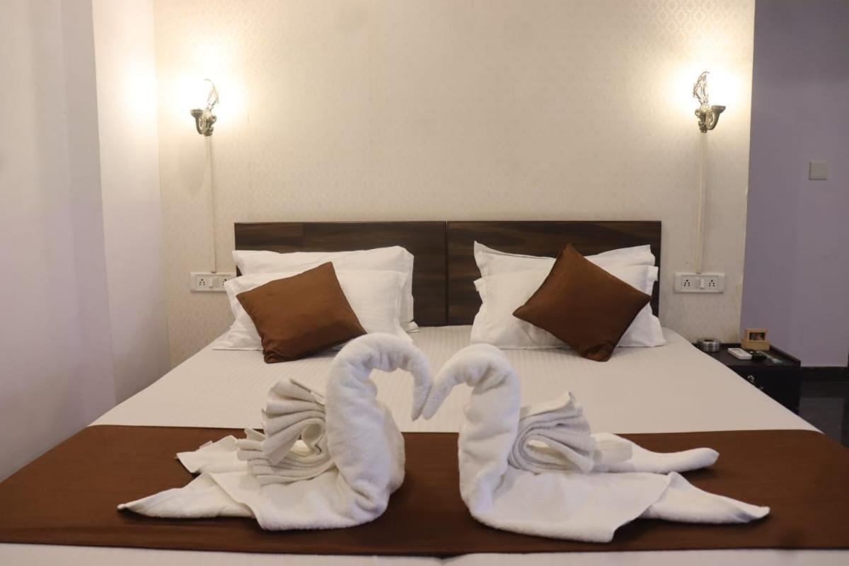Hotel Shiv Palace Udaipur Ngoại thất bức ảnh
