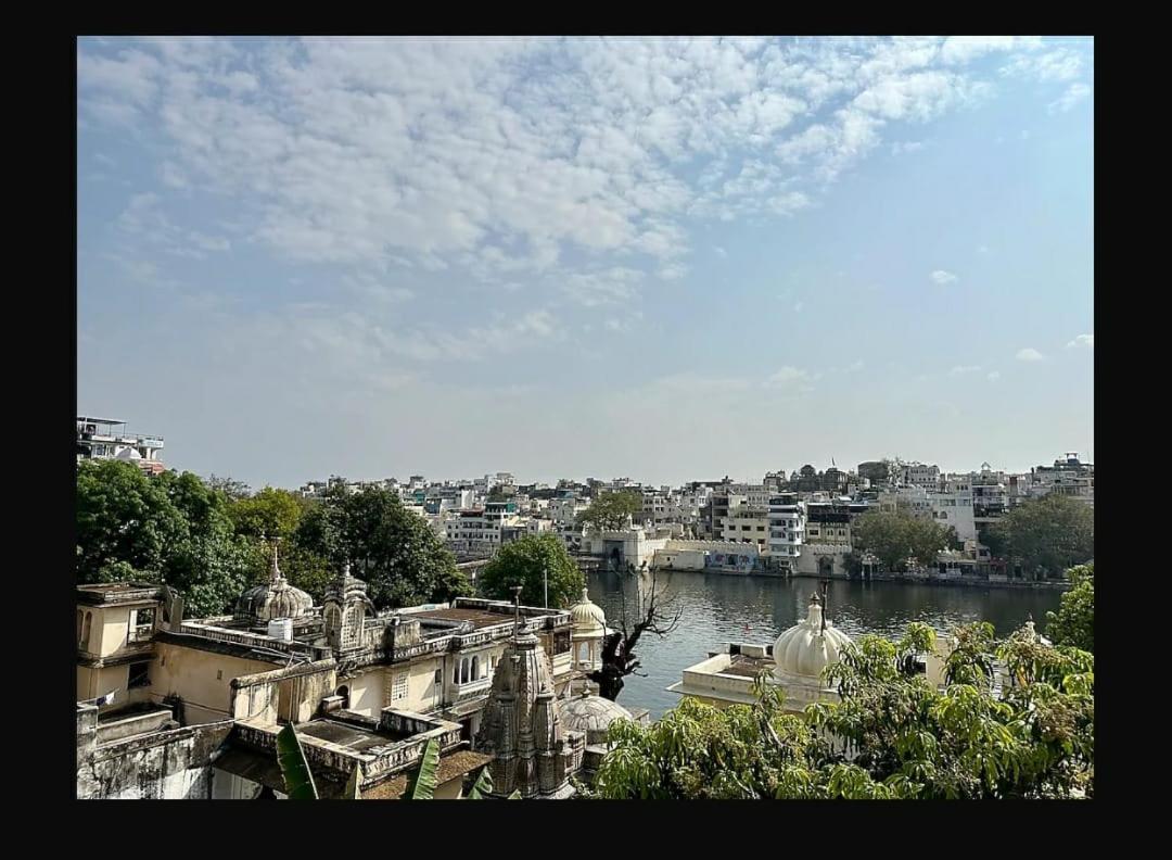 Hotel Shiv Palace Udaipur Ngoại thất bức ảnh
