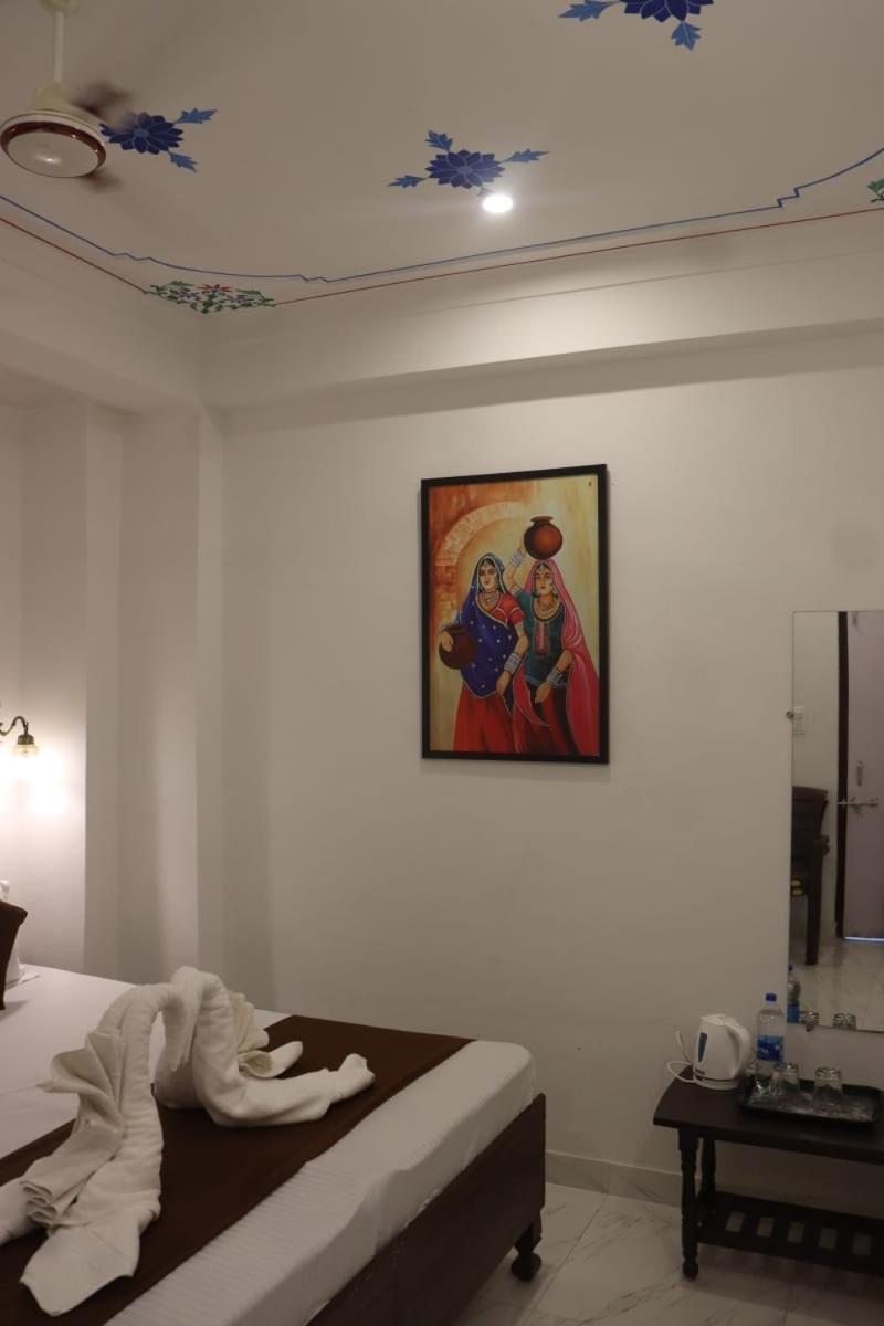 Hotel Shiv Palace Udaipur Ngoại thất bức ảnh