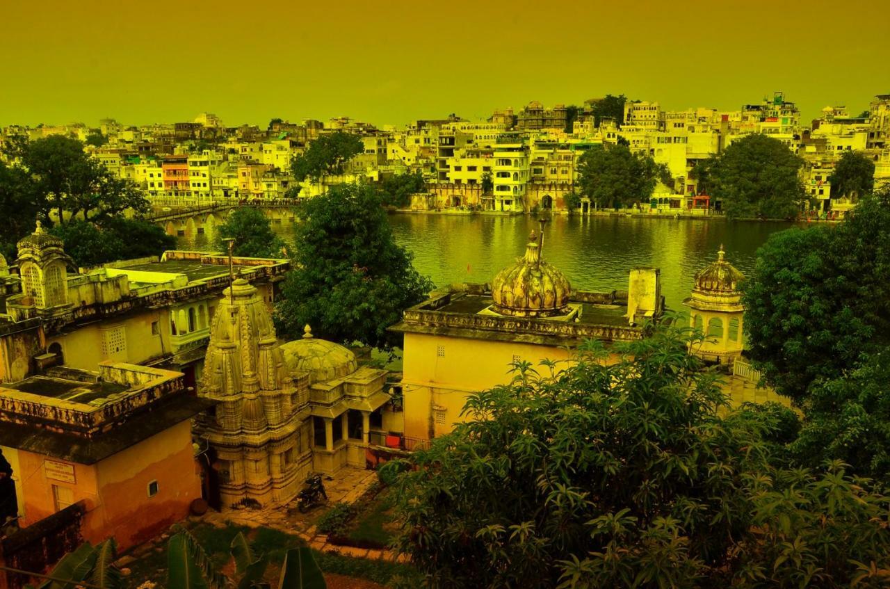 Hotel Shiv Palace Udaipur Ngoại thất bức ảnh