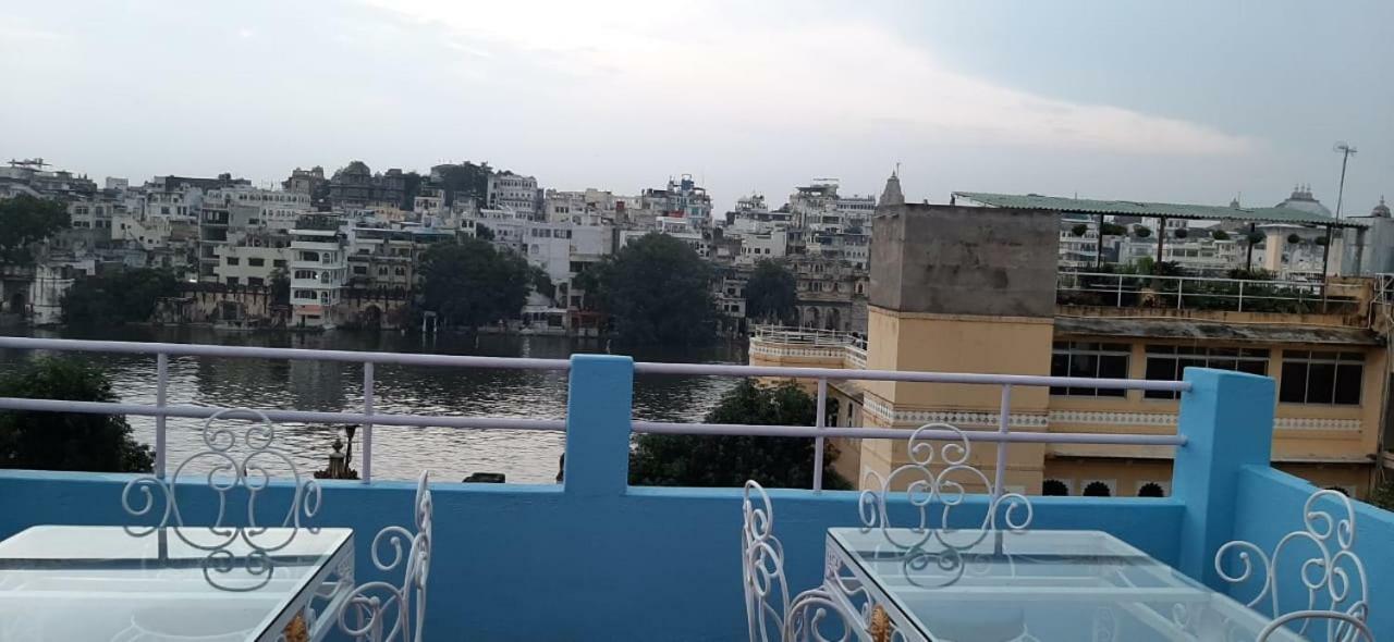 Hotel Shiv Palace Udaipur Ngoại thất bức ảnh